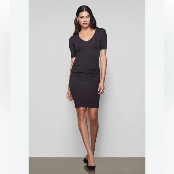 Good American Dresses Good American The Low Down Mini Dress Size 6 (3XL) Classic - Picture 1 of 12